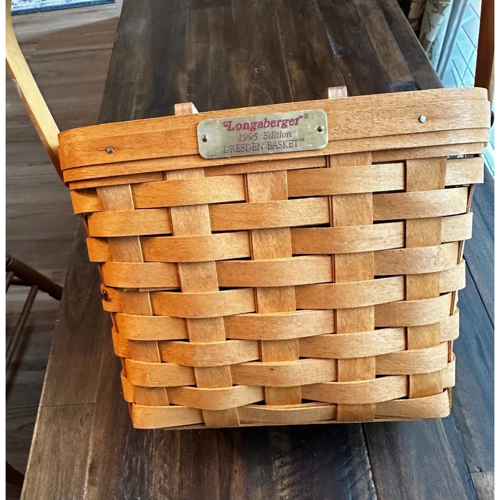 Longaberger 1995 Edition Dresden Basket with Liner and Wooden Divider Handwoven